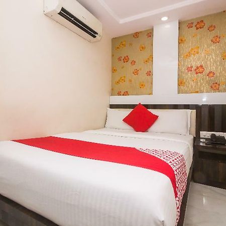 โอโย 8193 โฮเต็ล เพิร์ล วิว Hotel มุมไบ ภายนอก รูปภาพ