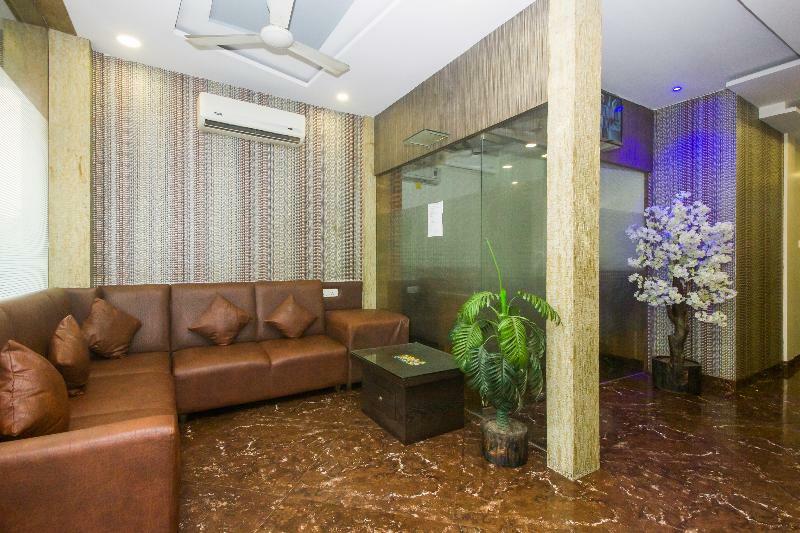 โอโย 8193 โฮเต็ล เพิร์ล วิว Hotel มุมไบ ภายนอก รูปภาพ