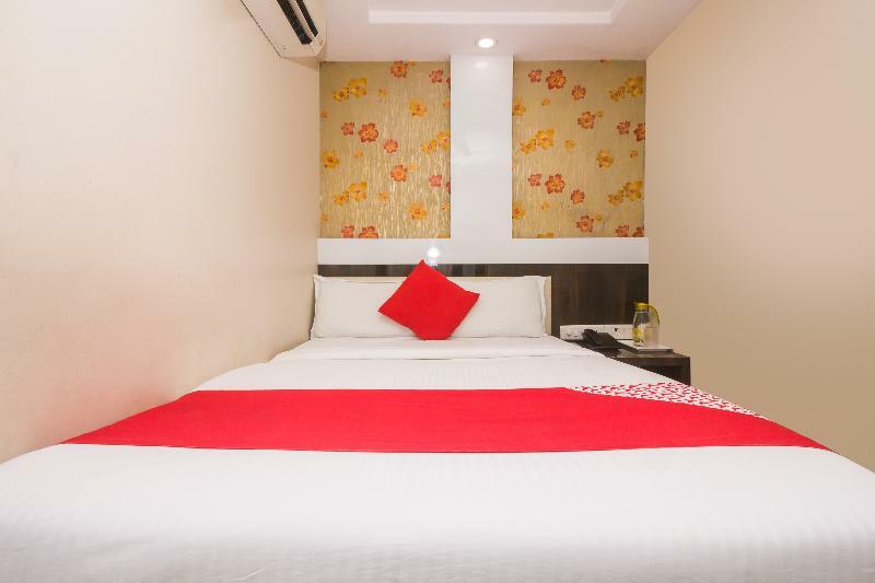 โอโย 8193 โฮเต็ล เพิร์ล วิว Hotel มุมไบ ภายนอก รูปภาพ